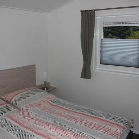 Mein-mosel-chalet-haus-birke * كوبلنس