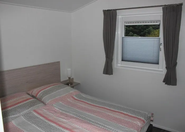 Mein-mosel-chalet-haus-birke * Koblenz